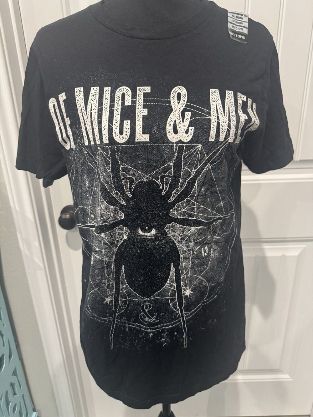 New of Mice and Men T-Shirt Size Medium Awesome Design